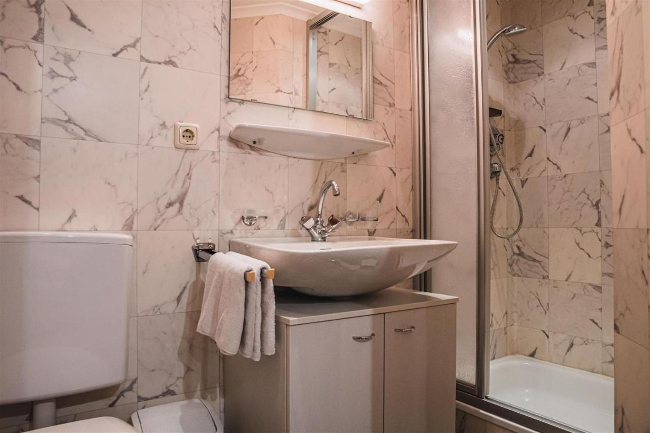 Zoeschgenhof Apartment Matrei in Osttirol Bagian luar foto
